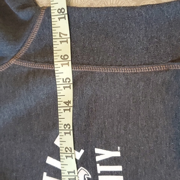 Under Armour Top hoodie. - Picture 11 of 13